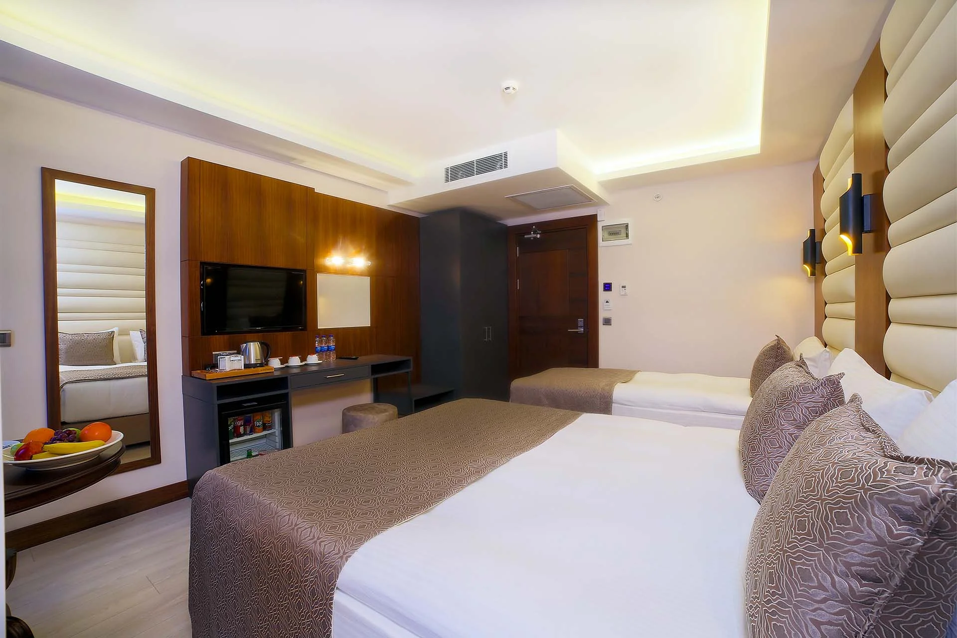 Triple Room